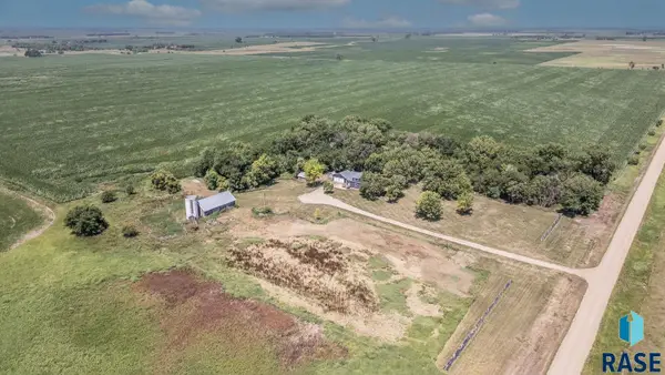 24745 445th Ave, Salem, SD 57058
