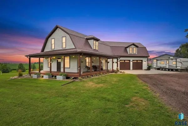 26748 463rd Ave, Hartford, SD 57033