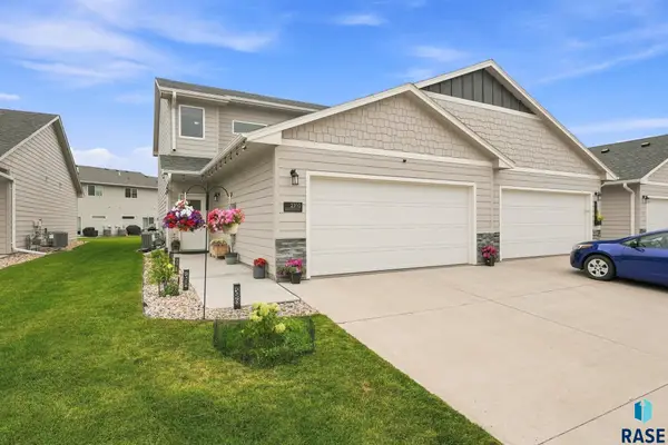 2310 E Copalis Pl, Sioux Falls, SD 57108