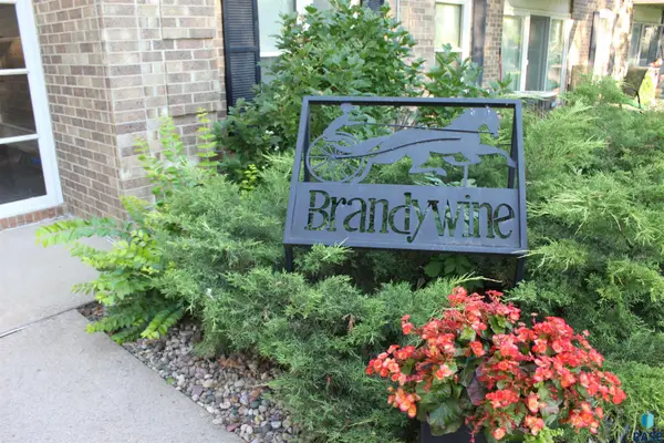 2904 W 33rd St #331, Sioux Falls, SD 57105