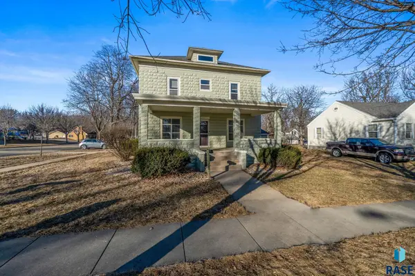 201 E Adams Ave, Luverne, SD 56156