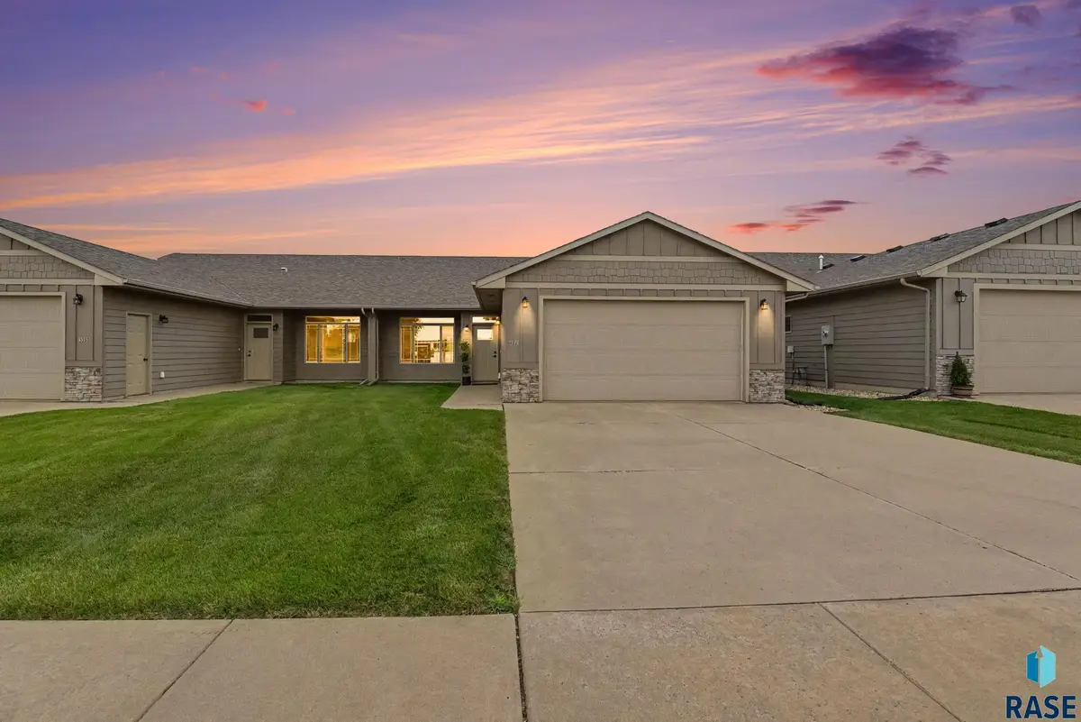 3513 E Bison Trl, Sioux Falls, SD 57108 - #1