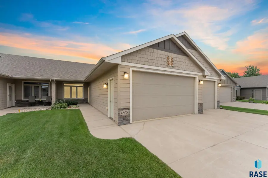 3805 E Diablo Cir, Sioux Falls, SD 57108 - #2