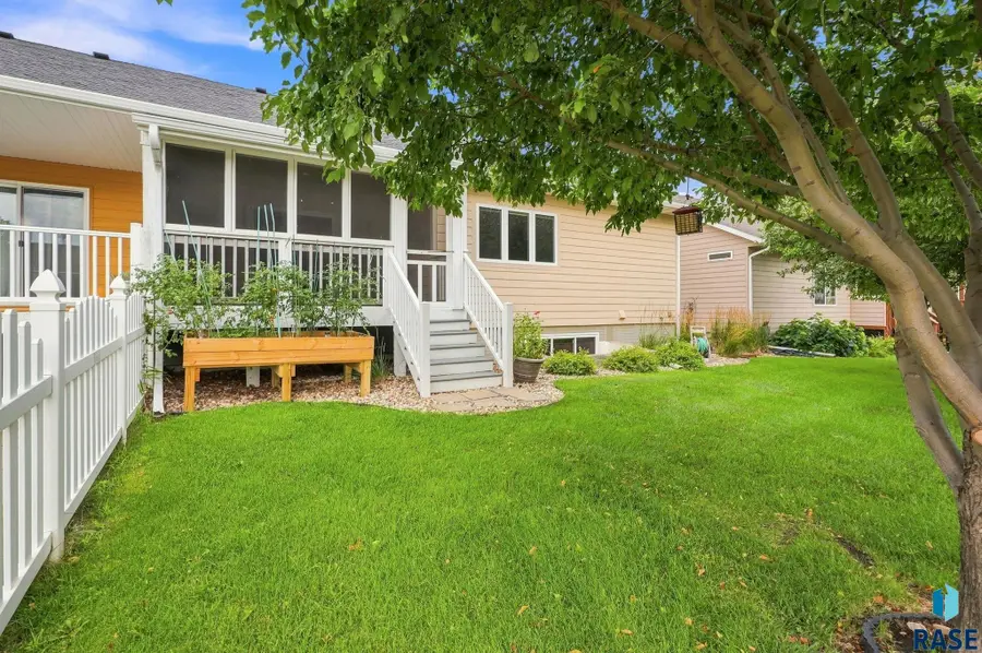 6708 S Bellwood Ave, Sioux Falls, SD 57108 - #3