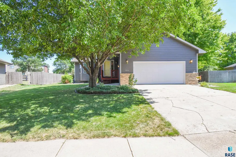 3234 S Serenity Trl, Sioux Falls, SD 57103 - #2