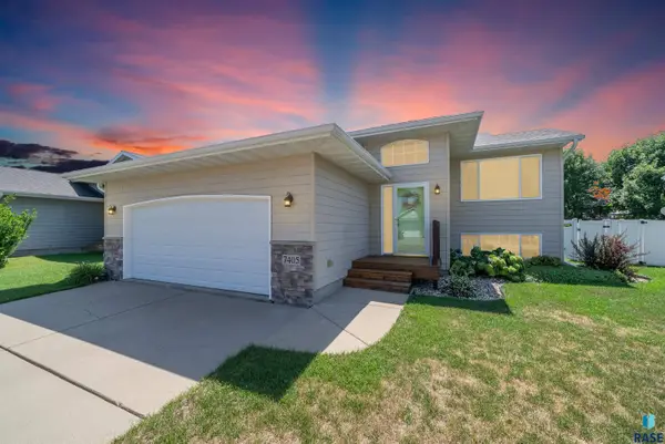 7405 W 51st St, Sioux Falls, SD 57106
