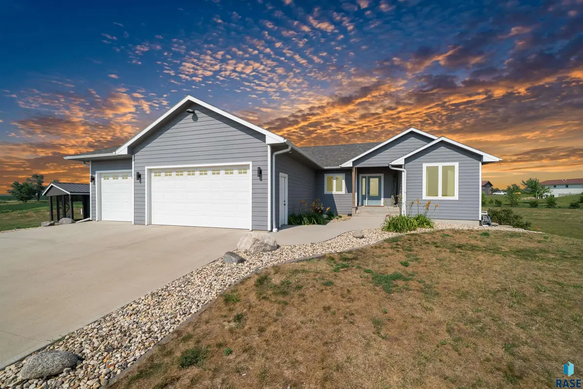 25398 454th Ave, Montrose, SD 57048 - #1