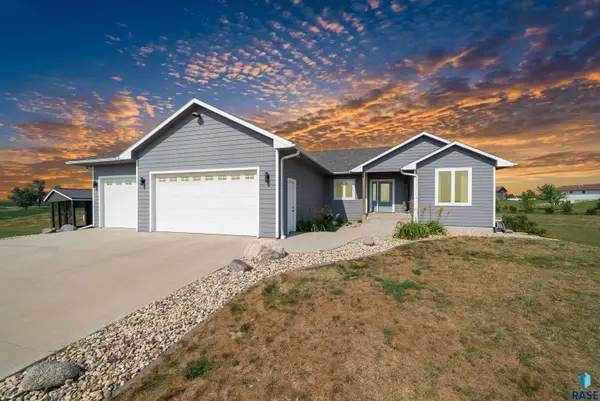 25398 454th Ave, Montrose, SD 57048