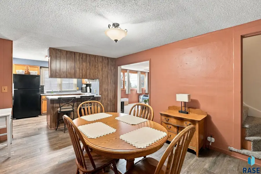 1112 Broadway St, Larchwood, IA 51241 - #3