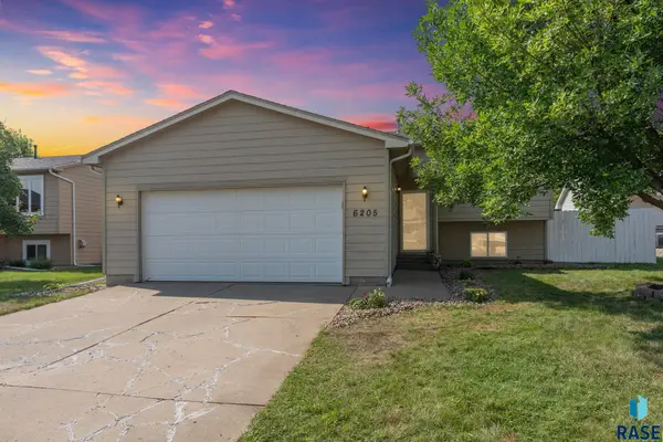 6205 W 66th St, Sioux Falls, SD 57106