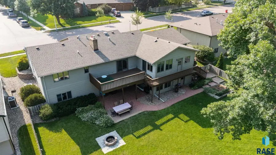 4608 S Tomar Rd, Sioux Falls, SD 57105 - #3