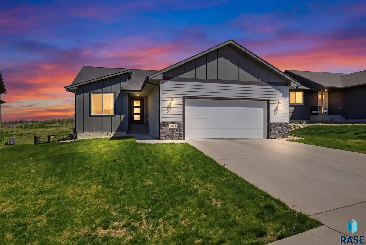 6729 W Viola Ct, Sioux Falls, SD 57106 - #1