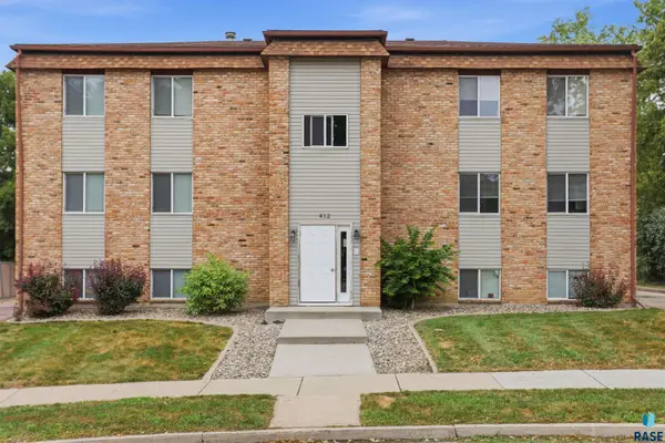 412 S Thompson Ave, Sioux Falls, SD 57103