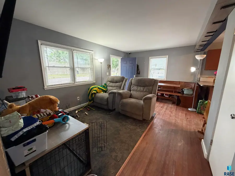 3209 S Grange Ave, Sioux Falls, SD 57105 - #3