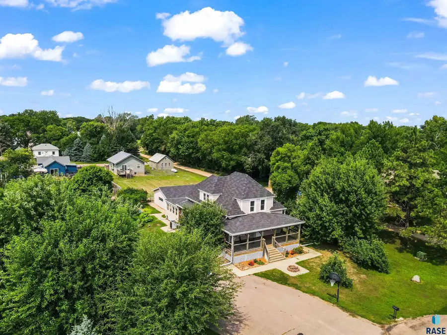 205 N Agnes St, Viborg, SD 57070 - #3