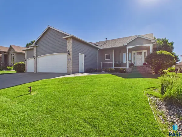 6520 S Heatherridge Trl, Sioux Falls, SD 57108