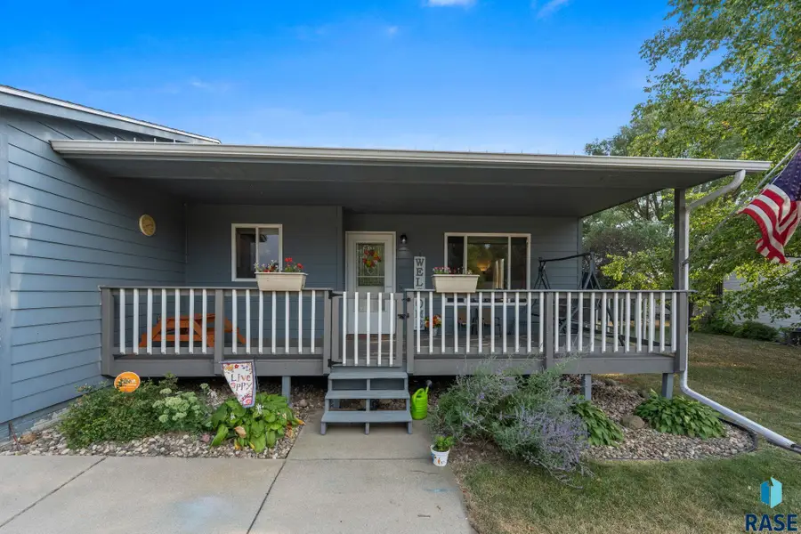 1201 E 68th St N, Sioux Falls, SD 57104 - #2