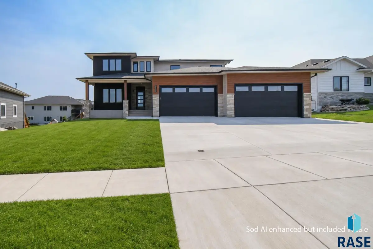 1504 W Bennett Dr, Brandon, SD 57005 - #1