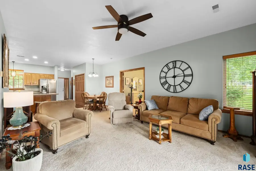 3419 W 80th Pl, Sioux Falls, SD 57108 - #3