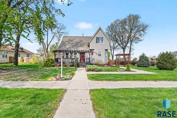 101 Broadway St, Centerville, SD 57014