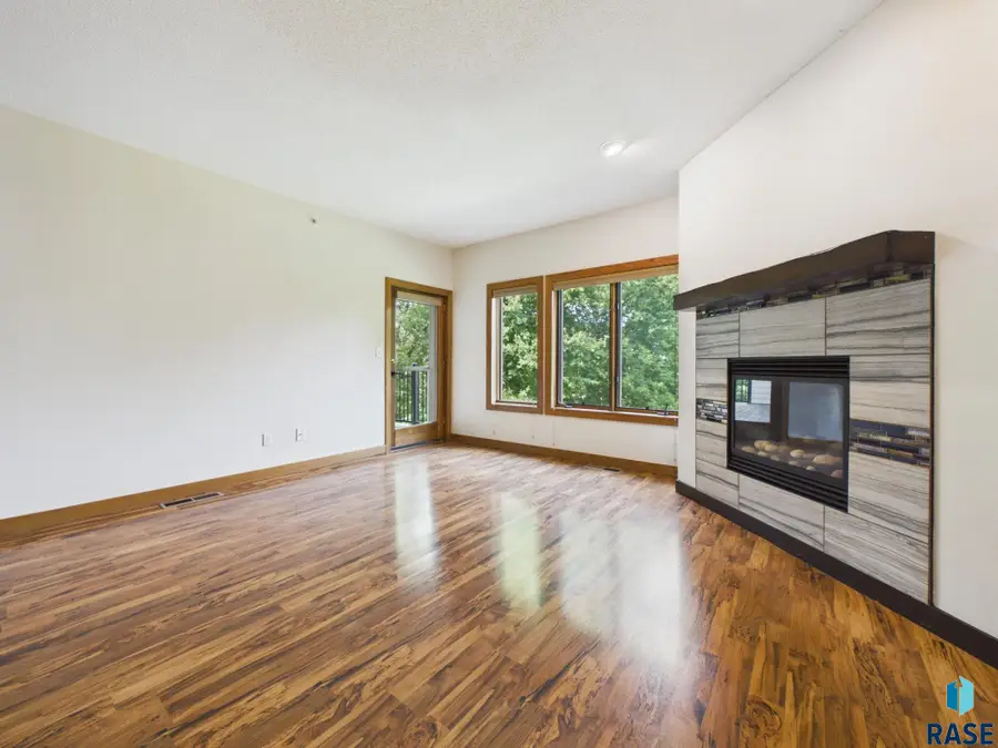 1210 W 57th St #104, Sioux Falls, SD 57108 - #2