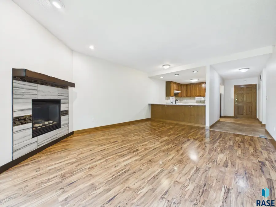 1210 W 57th St #104, Sioux Falls, SD 57108 - #3