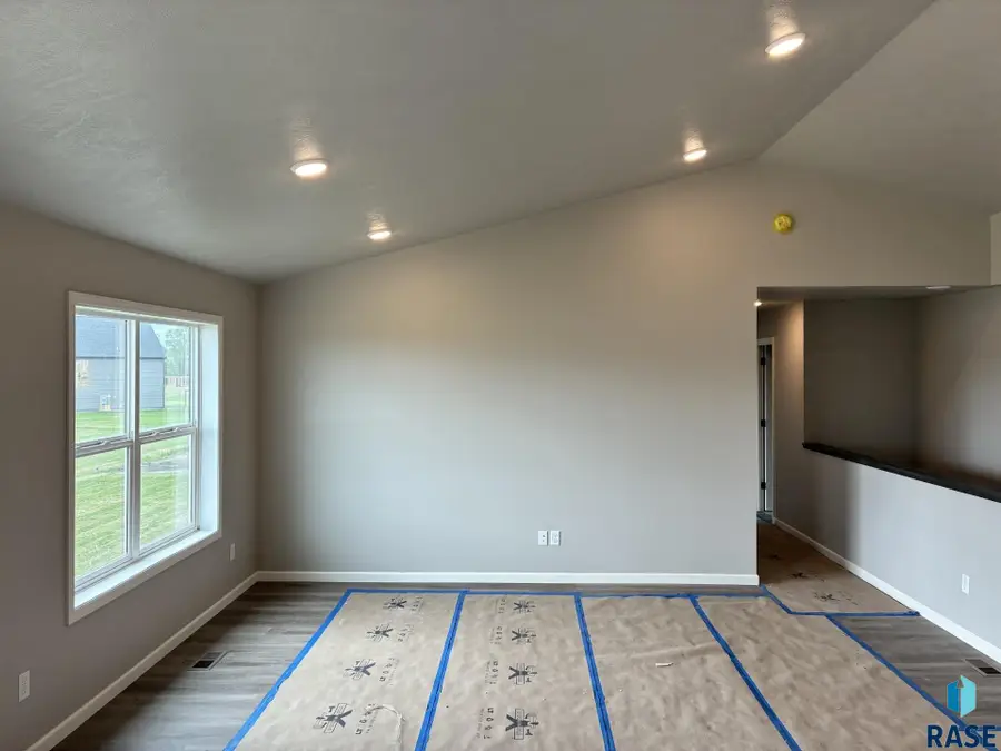 2201 E Alexa St, Brandon, SD 57005 - #3