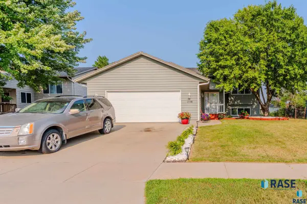 208 N Foss Ave, Sioux Falls, SD 57110