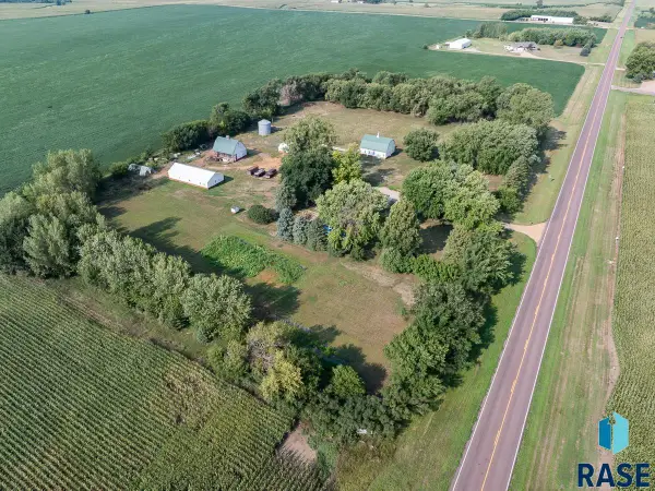 45841 275th St, Parker, SD 57053