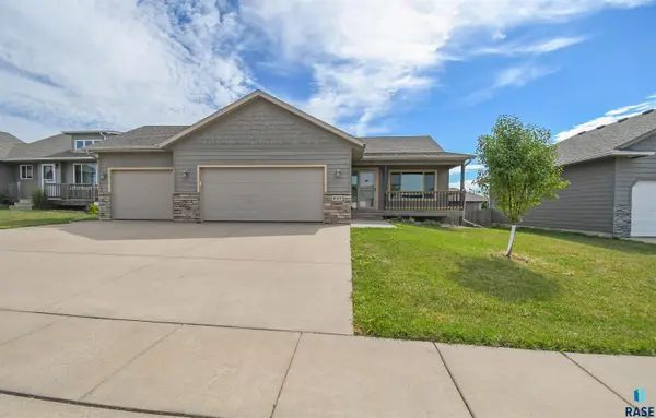 3900 S Homerun Ave, Sioux Falls, SD 57110
