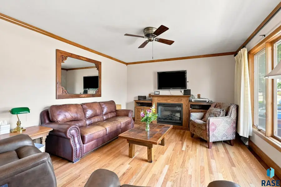 6705 W 10th St, Sioux Falls, SD 57107 - #2