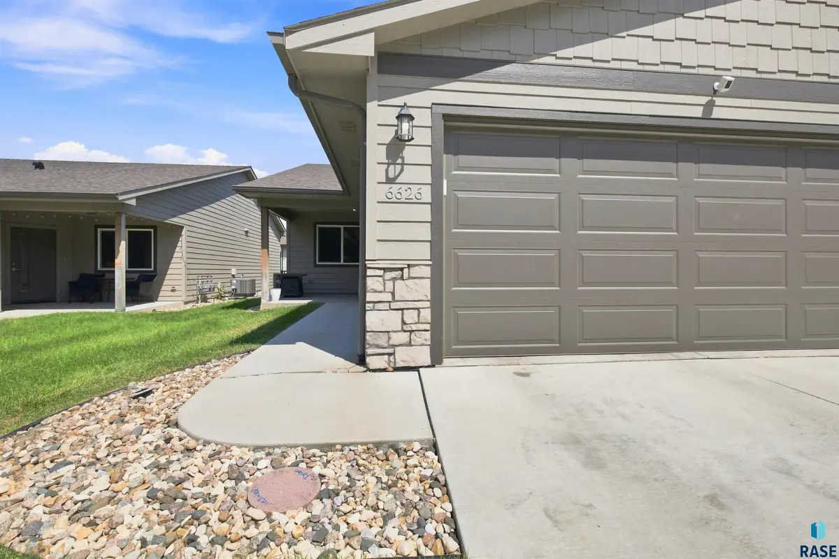 6626 W 6th Pl, Sioux Falls, SD 57107 - #1