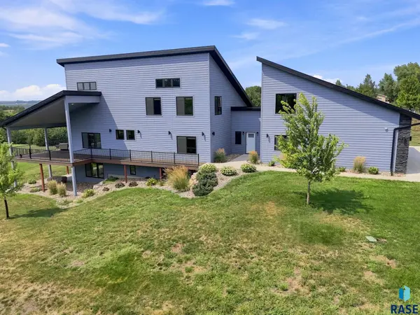 31003 Sundance Ridge, Yankton, SD 57078
