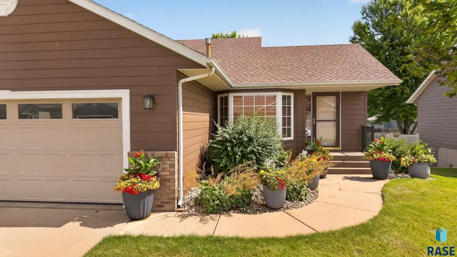 4840 S Samantha Dr, Sioux Falls, SD 57106 - #3