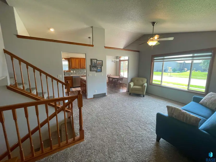 4208 E Steeple St, Sioux Falls, SD 57103 - #2