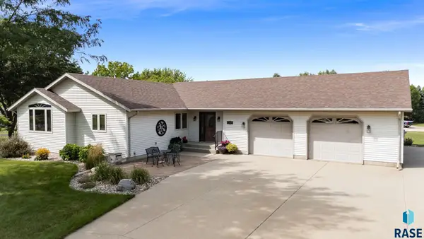 47894 Drew St, Harrisburg, SD 57032