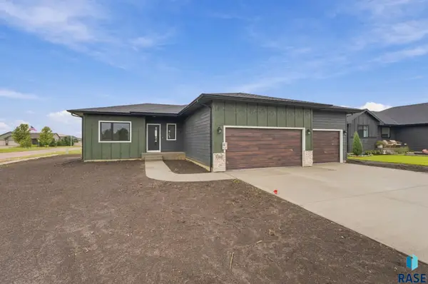 1201 N Poplar Ave, Tea, SD 57064