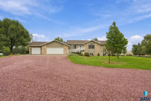 47880 251st St, Garretson, SD 57030