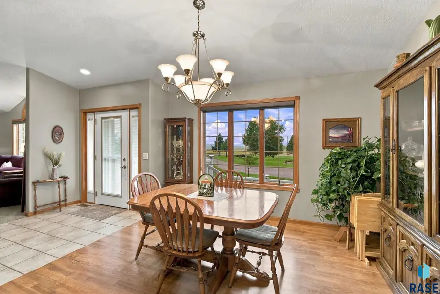 47880 251st St, Garretson, SD 57030 - #2