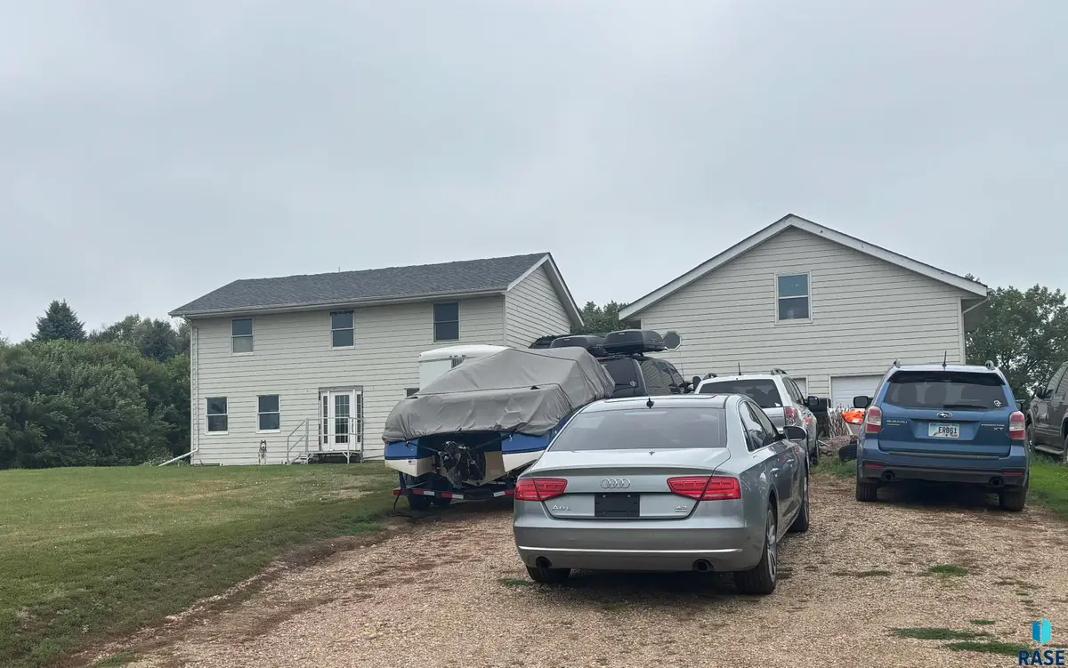 26695 Apple Ln, Hartford, SD 57033 - #1