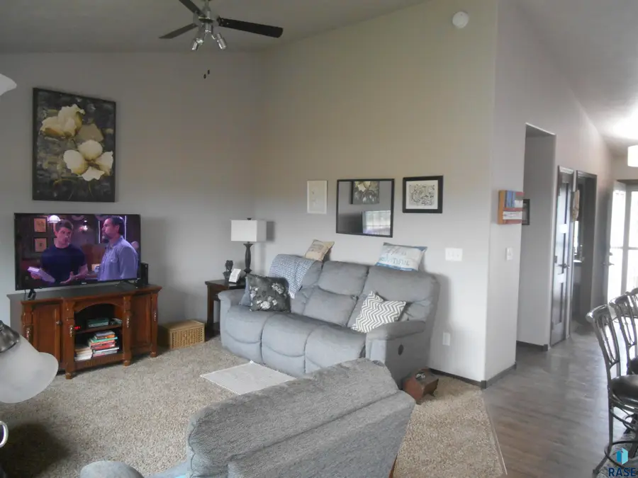 1219 N Lalley Ln, Sioux Falls, SD 57107 - #2