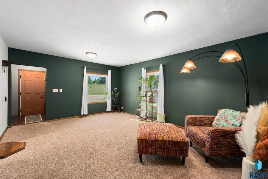 117 N Euclid Ave, Sioux Falls, SD 57104 - #2