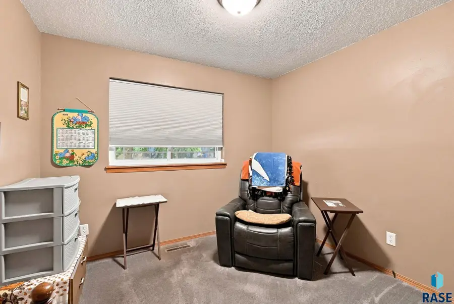 345 E Kevin Dr, Tea, SD 57064 - #2