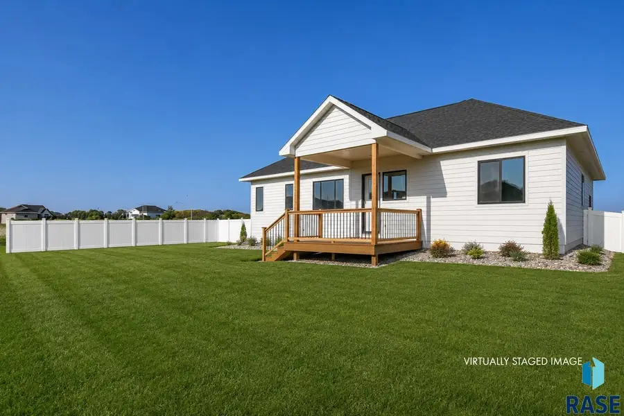 836 Almond Ave, Harrisburg, SD 57032 - #3