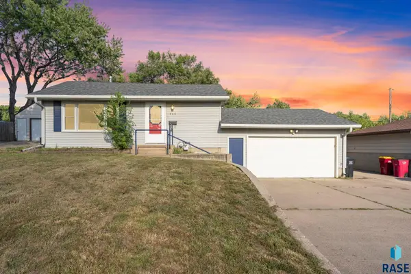 908 S Conklin Ave, Sioux Falls, SD 57103