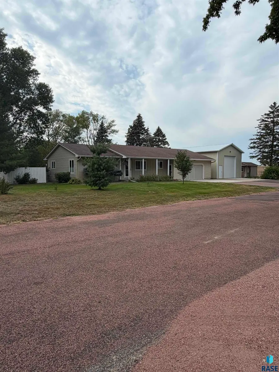 107 N 4th Ave, Trent, SD 57065 - #2