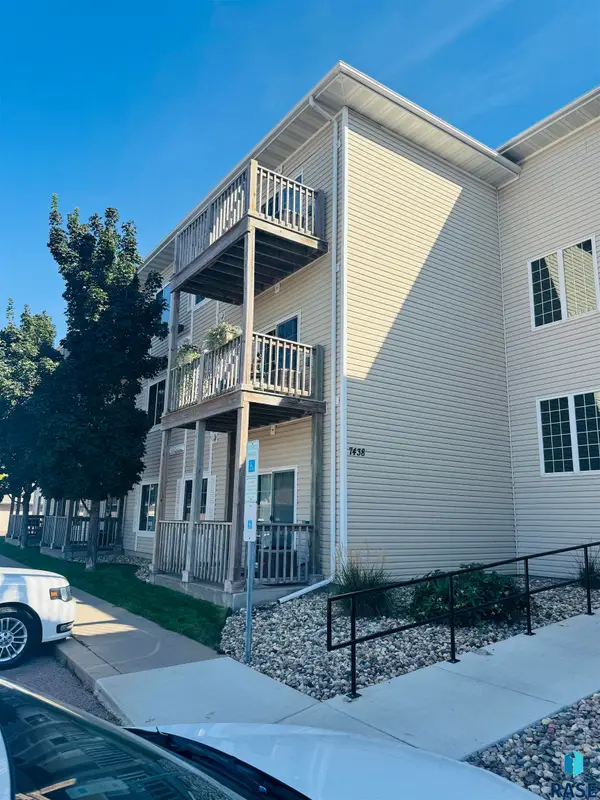 7438 S Louise Ave #D201, Sioux Falls, SD 57110