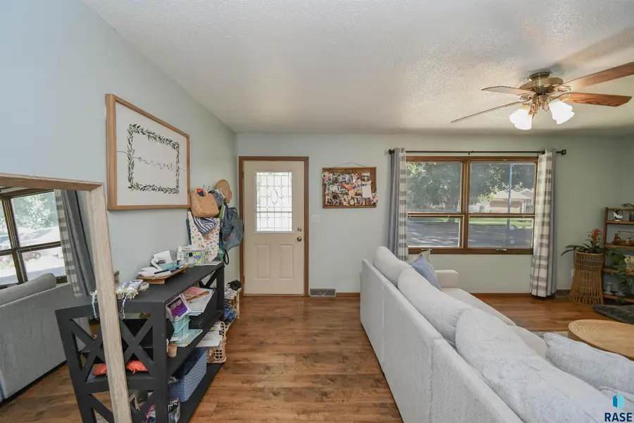 5821 W 50th St, Sioux Falls, SD 57106 - #2