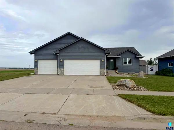 9020 W 22nd St, Sioux Falls, SD 57106
