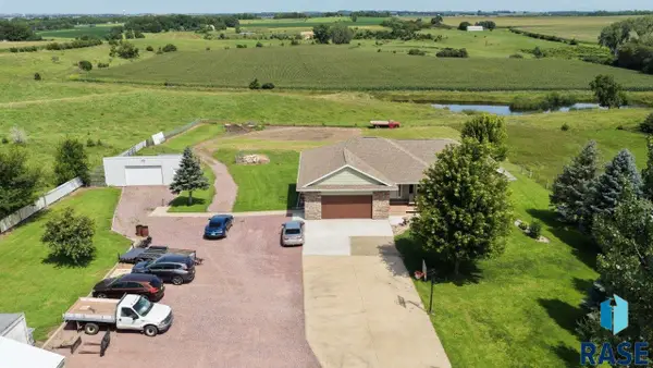 48438 265th St, Valley Springs, SD 57068